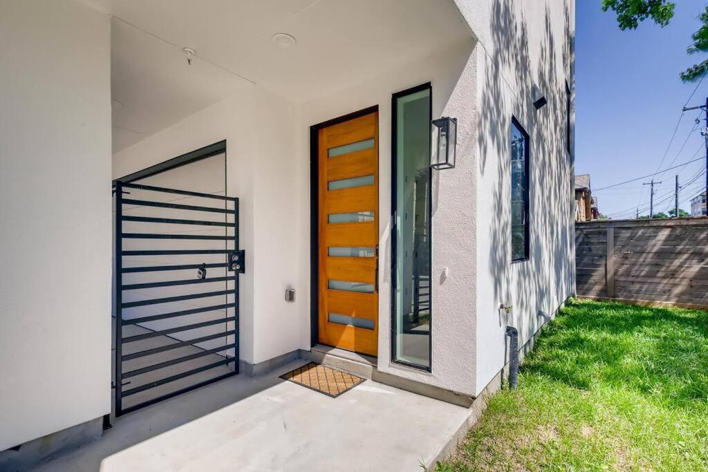 4 Story Home Mins To Downtown Houston With City Views Bagian luar foto